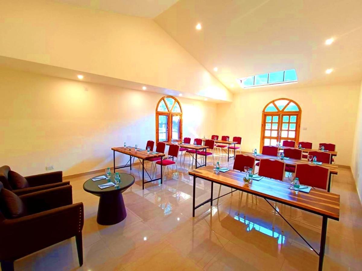 Aaroham Resort Shimla ! Luxury Cottage By Aamod Group מראה חיצוני תמונה